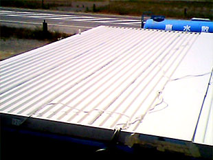 屋根　遮熱塗装後